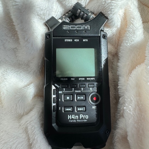 H4N Pro Recorder - Black, like new, purchased in 2023 - Picture 2 of 2